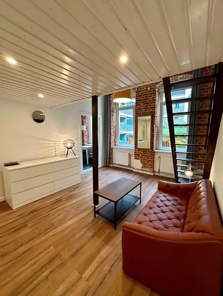 Charming Berlin Altbau Apartment | Quiet Courtyard Location | Open Viewing 30.06. 17:00-18:00 — photo 1